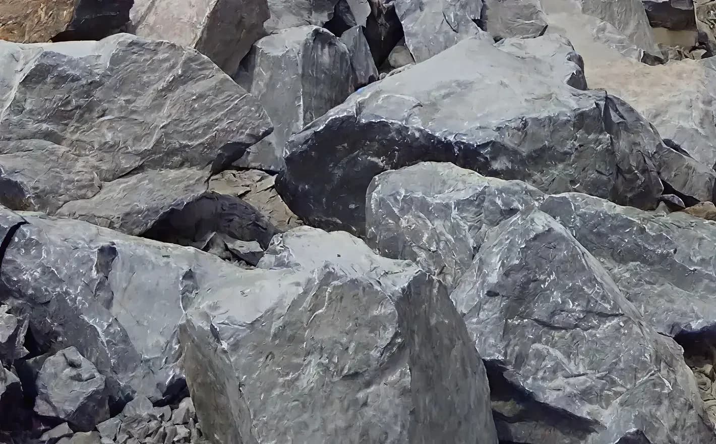 Large natural stone boulders for landscape design